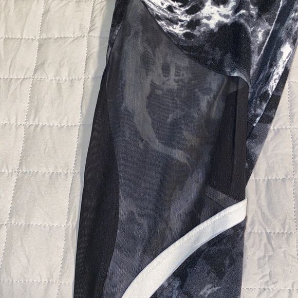 PINK LEGGINGS - Picture 3 of 6